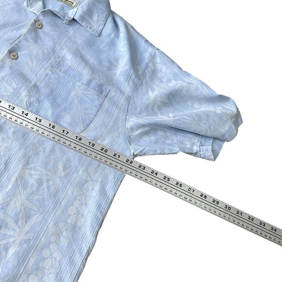 Tommy Bahama Hawaiian Shirt Men’s Medium Blue Floral Palm Tree Print Camp Collar - Picture 8 of 10